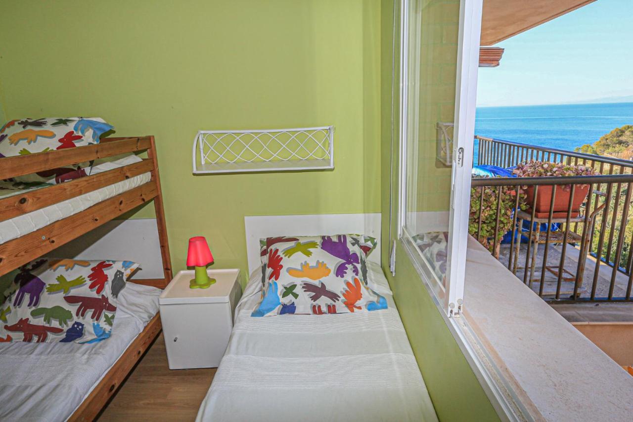 Cabo Palos 4 2 2 Only Families Salou Kültér fotó